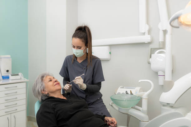 Best Emergency Treatment for Toothache in Taft Mosswood, CA