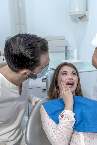 Best Emergency Orthodontic Repairs in Taft Mosswood, CA